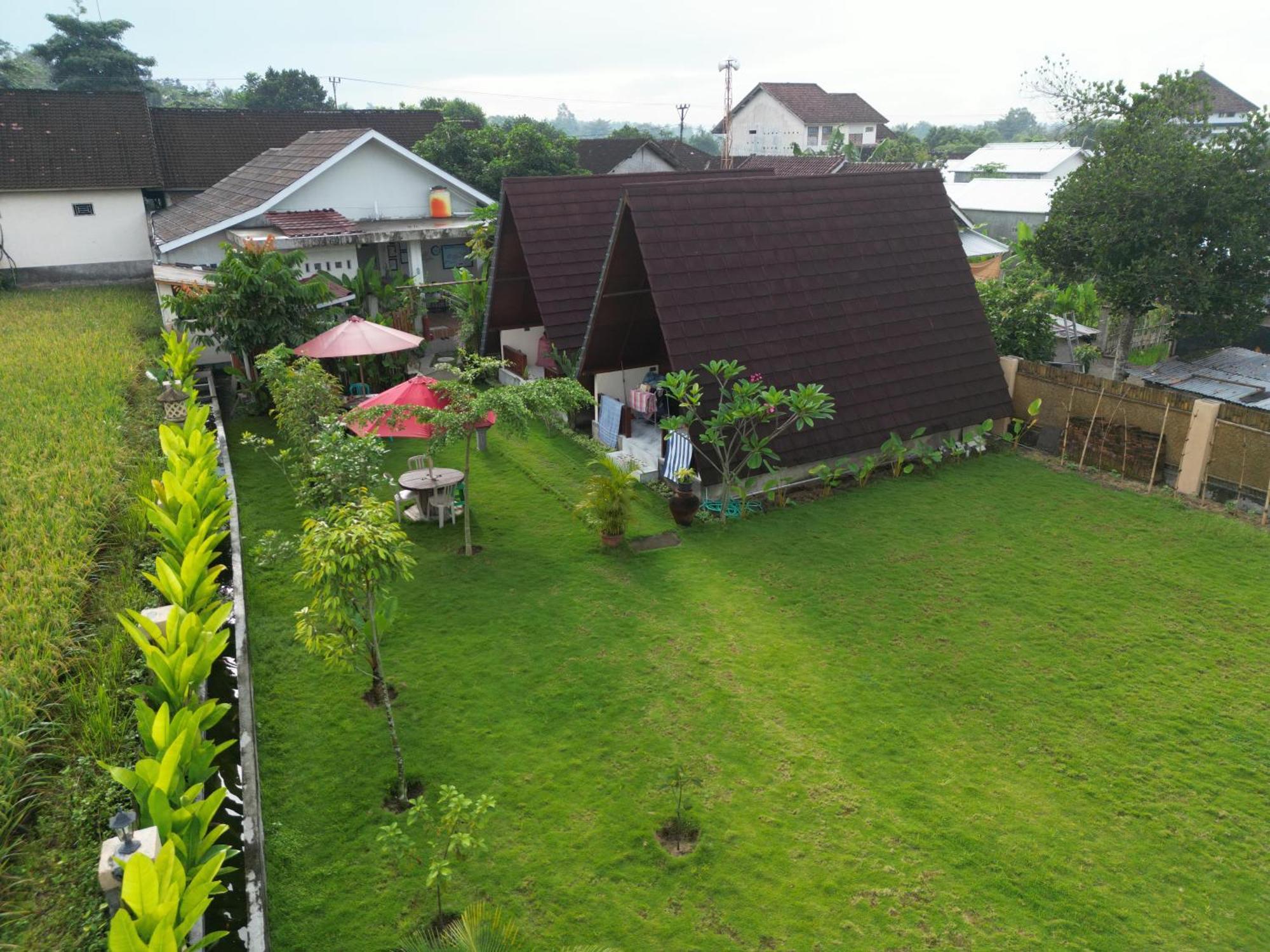 D' Carasti Bungalow Masbagik Екстериор снимка
