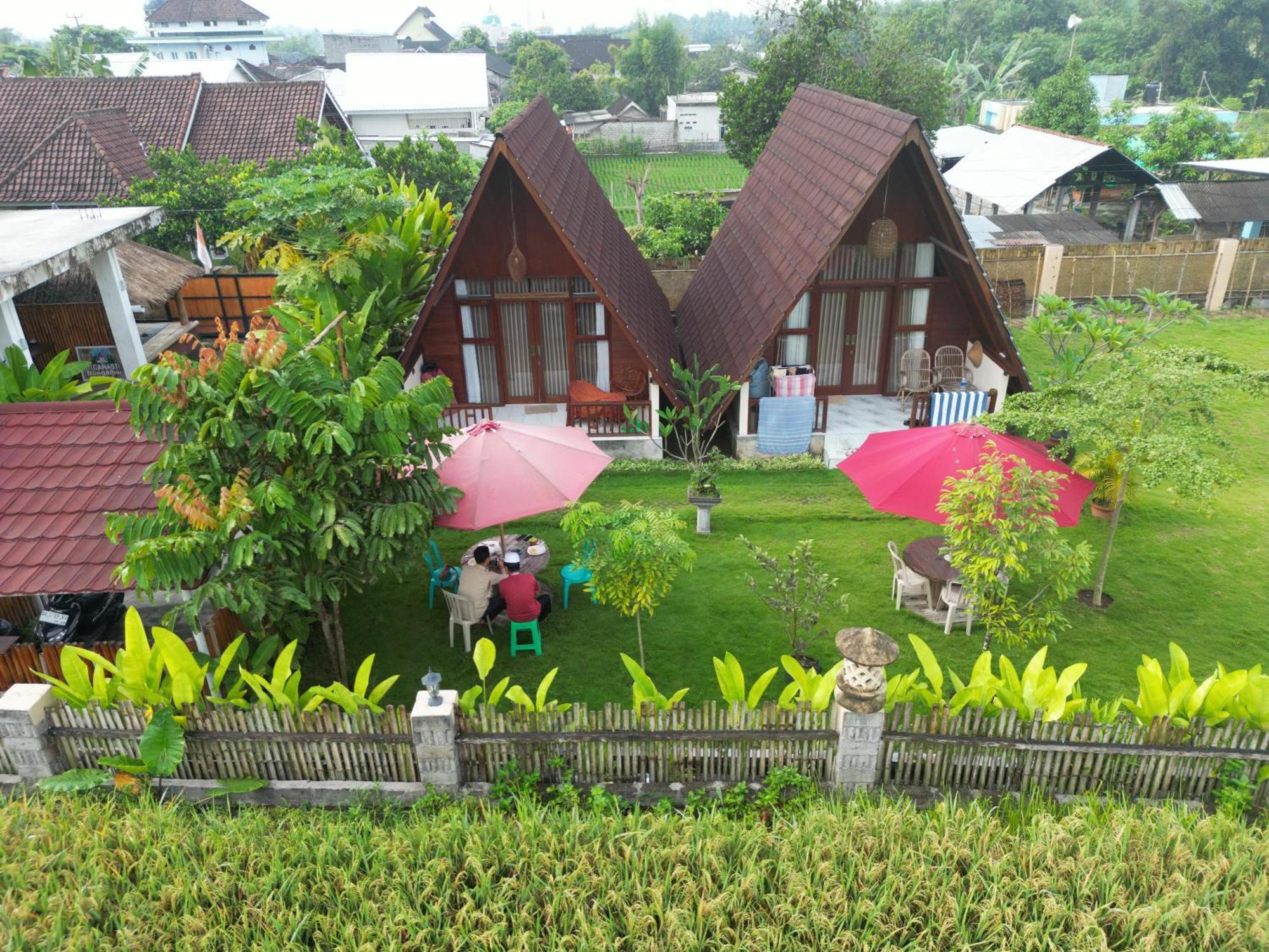 D' Carasti Bungalow Masbagik Екстериор снимка